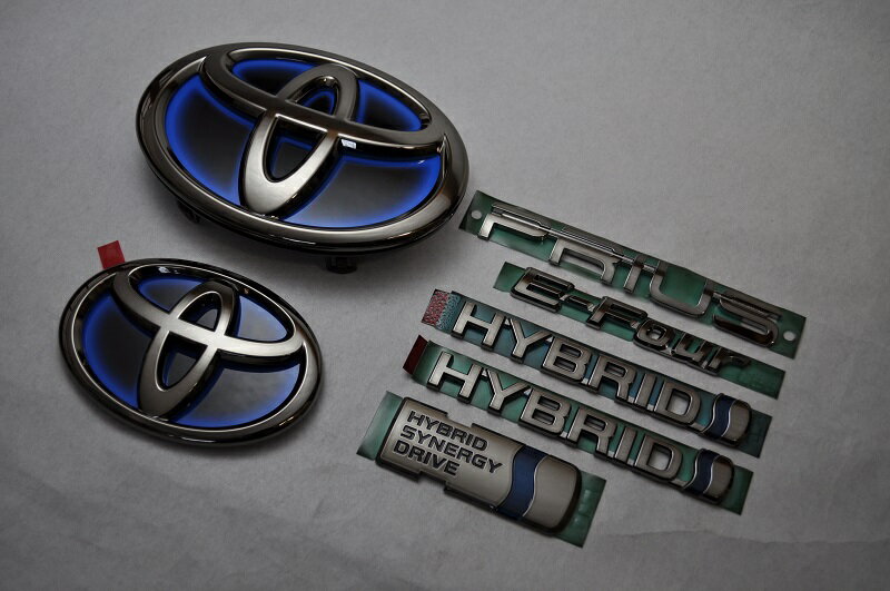 ZVW51　プリウス　ブラックメッキエンブレム7点SET　　INVENTER/grow/メッキ/ブラッククローム/ゴールド/車エンブレム/車パーツ/