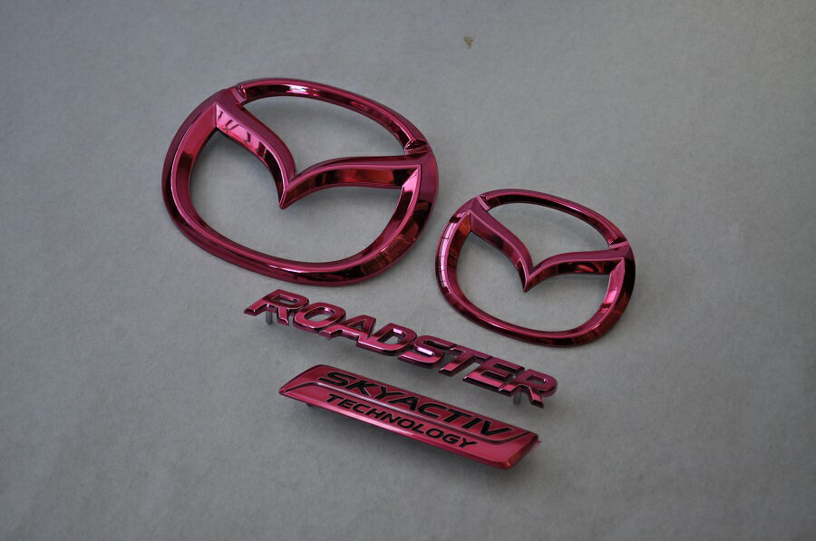 ND5RC　ロードスター　前期　レッドメッキエンブレム4点SET　　INVENTER/grow/メッキ/ブラッククローム/ゴールド/車エンブレム/車パーツ/