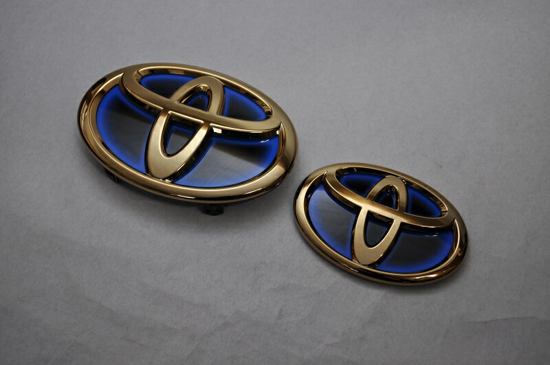 ZVW51　プリウス　ゴールドエンブレム　フロント／リア2点SET　　INVENTER/grow/メッキ/ブラッククローム/ゴールド/車エンブレム/車パーツ/