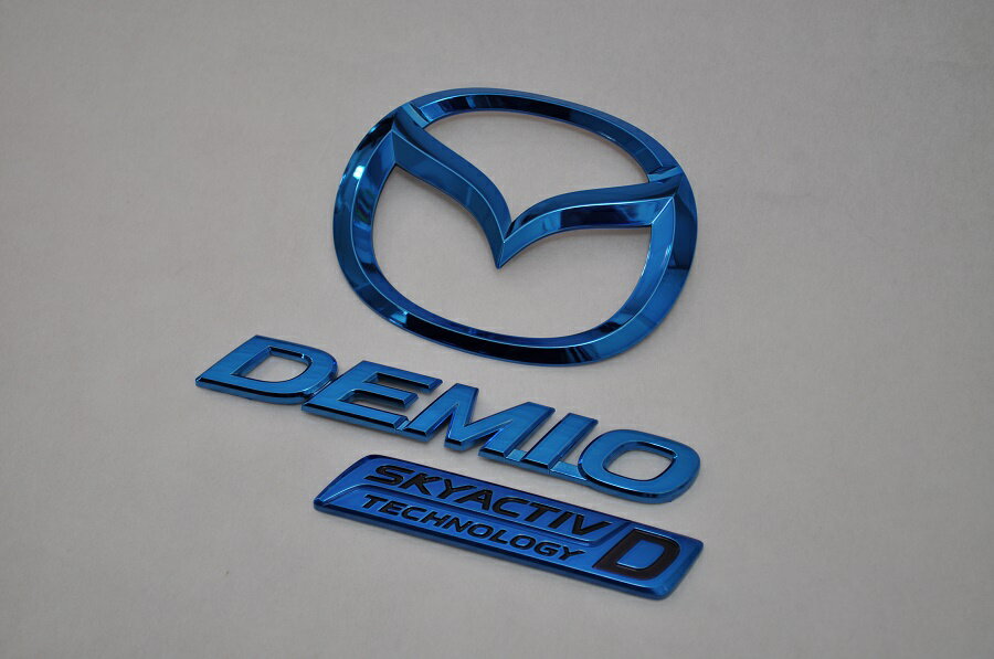 DJ5FS　デミオ　ブルーメッキエンブレムリア3点SET　　INVENTER/grow/メッキ/ブラッククローム/ゴールド/車エンブレム/車パーツ/