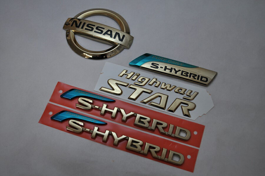 【当店ポイント10倍！大感謝祭 要エントリー】C26　セレナハイブリッド　ゴールドメッキエンブレムリア5点SET　　純正/メッキ/カラーメッキ/セット/単品/車/車パーツ/カーパーツ/高品質/送料無料