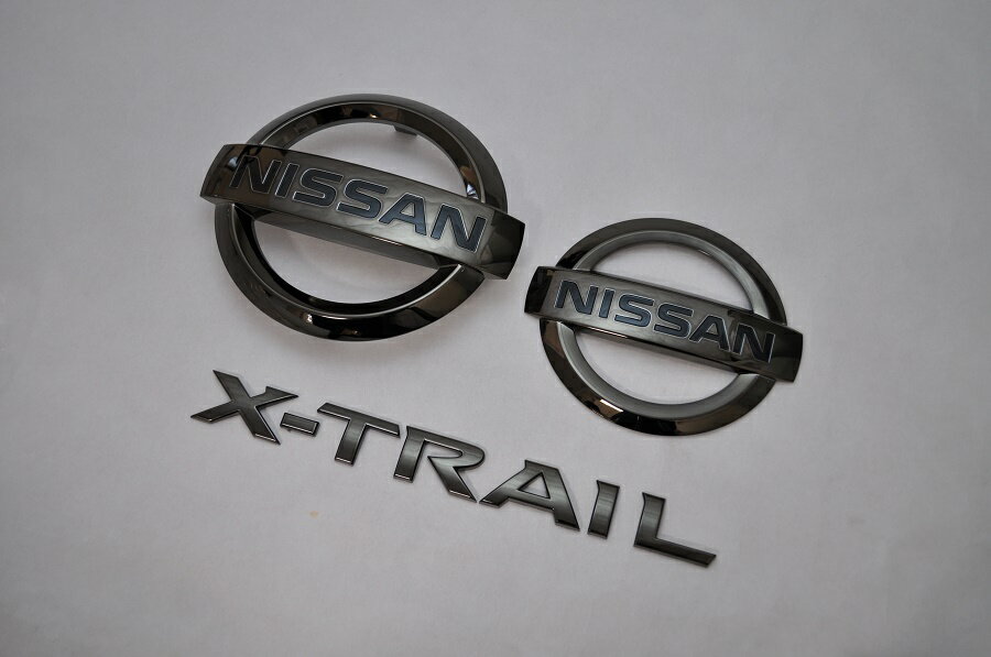 T32エクストレイル　　ブラックメッキエンブレム3点SET　　INVENTER/grow/メッキ/ブラッククローム/ゴールド/車エンブレム/車パーツ/