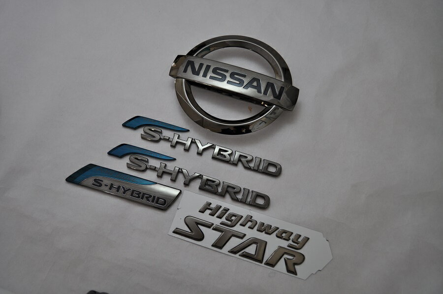 C27　セレナ　ハイウェイスター　ブラックメッキエンブレム　リア5点SET　　純正/メッキ/カラーメッキ/セット/単品/車/車パーツ/カーパーツ/高品質/送料無料