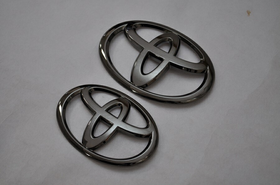 LA700A/LA710A　ピクシスメガ　ブラックメッキエンブレムフロント／リア　トヨタマーク2点SET　　INVENTER/grow/メッキ/ブラッククローム/ゴールド/車エンブレム/車パーツ/