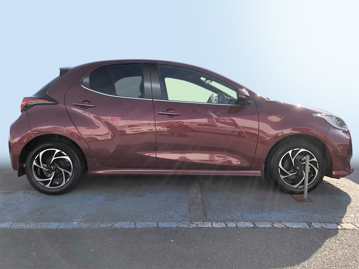 Rakuten - 【ハイクオリティー】YARIS　ヤリス　MXPA15/MXPH15/MXPH10/KSP210/MXPA10　ステンレス　ピラー　ヘアラインブラック　INVENTER/grow/ピラーパネル/メッキピラー/車パーツ/鏡面