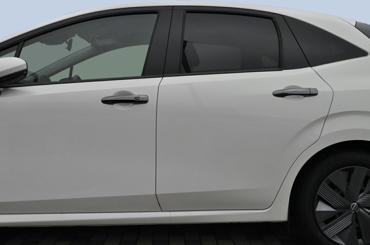 ニッサン　E13　ノート　e-POWER　ドアノブカバー　　カラー　　メッキ