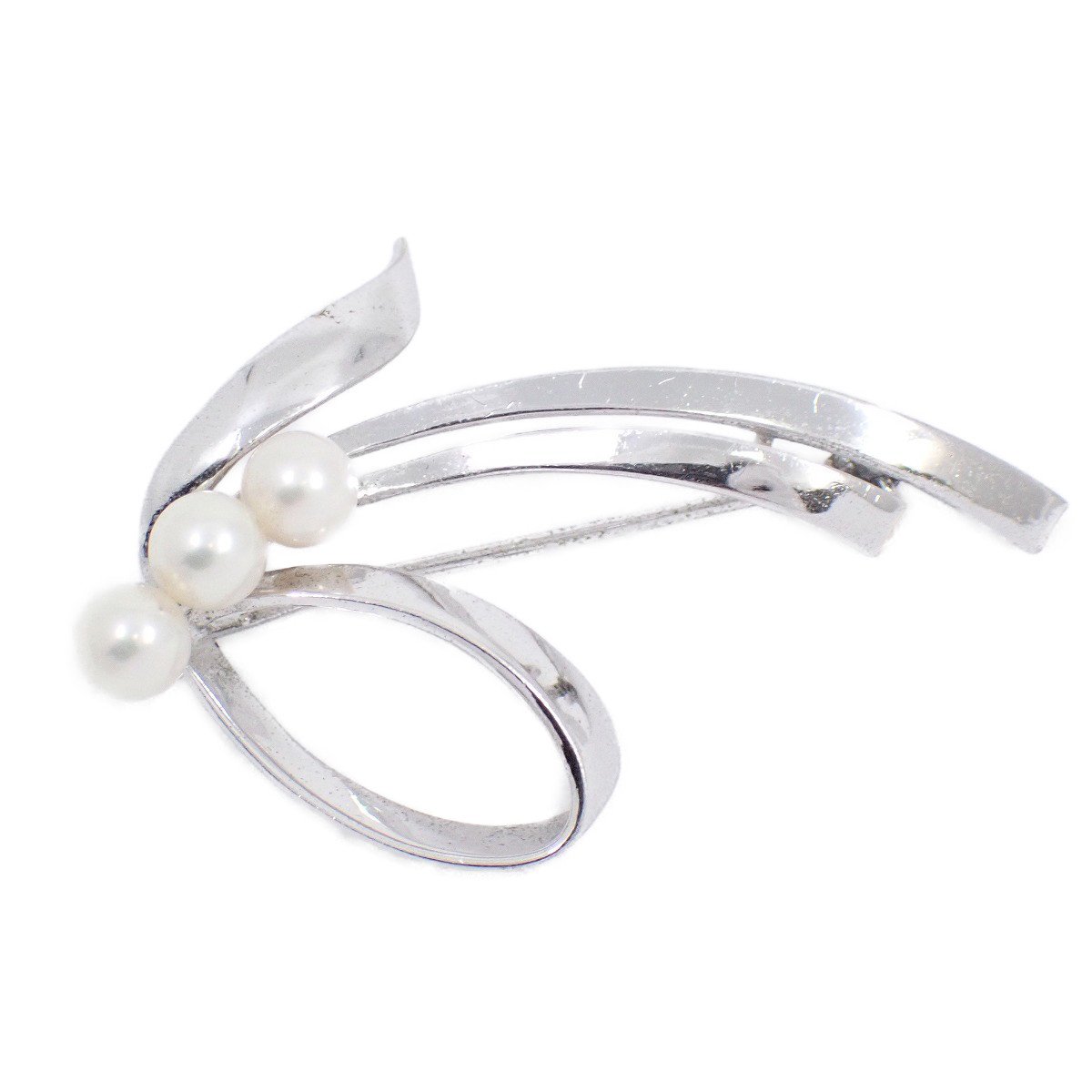 Rakuten - 【中古】MIKIMOTO ミキモト リボン リーフモチーフ ブローチ シルバー/パール3粒【いおき質店】