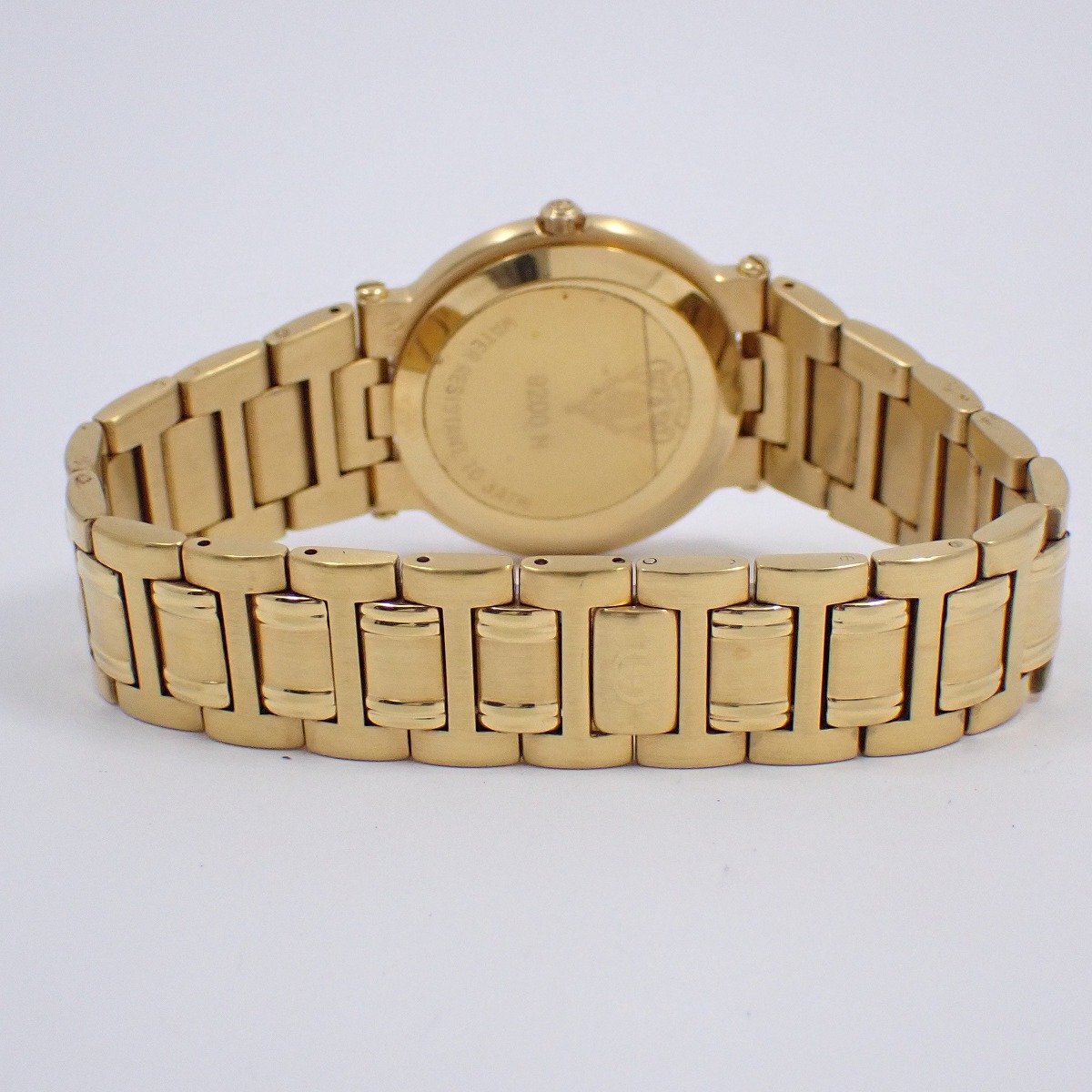 【中古】グッチ 9200M クォーツ メンズ 腕時計 ゴールドGP 黒文字盤 純正ベルト・観音バックル【いおき質店】