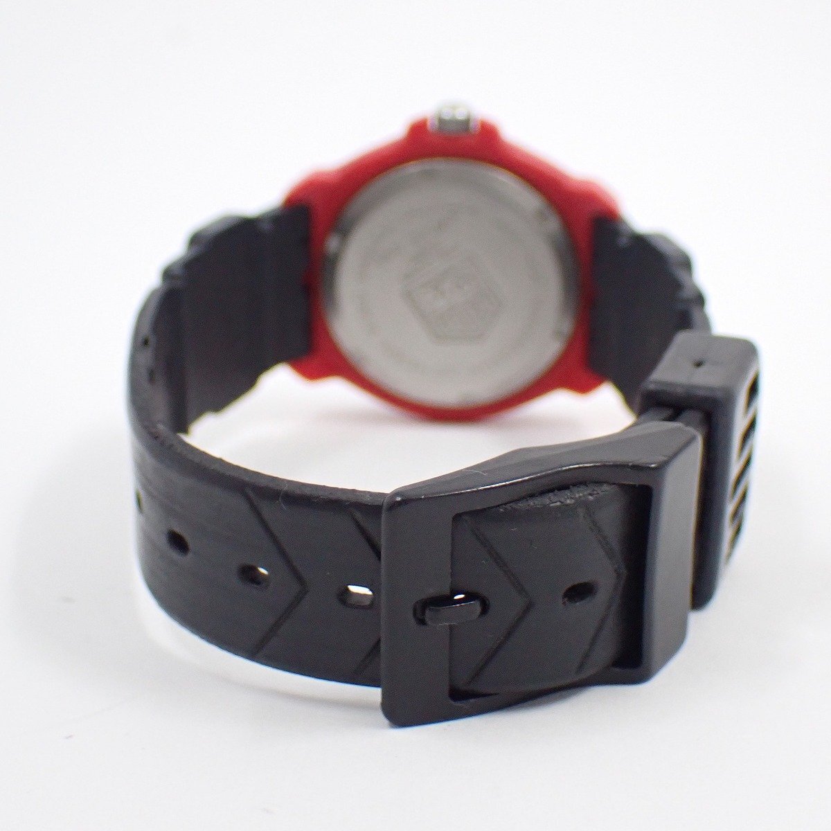 【中古】タグホイヤー フォーミュラ1 クォーツ ボーイズ 腕時計 レッド×ブラック 白文字盤 純正ラバーベルト 385.513【いおき質店】