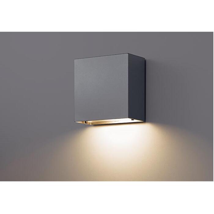 【即納商品】パナソニック NNN13600SK ポーチライト LEDブラケットライト 壁直付型 防雨型 パネル付型 LED電球交換型 ランプ別売(E26口金)（楽天・電材アイオライト）