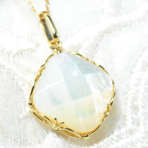 ホワイトシェル ペンダント トップ　K10イエローゴールド　チェス YK-BK0533-28-YP-209 白蝶貝