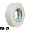 商品詳細 商品名 3M マイクロポア サージカル不織布(白) (Micropore Surgical Tape マイクロポアー) サイズ (約)1.25cm x 9.1m(12.5mm x 9.1m) 重量 (約)10g/1個あたり 材質 レーヨン不織布、アクリル系粘着剤 色 白/ホワイト/白色 用途 固定用途に幅広くご使用いただけます。 ● ガーゼ、湿布などの固定 ● ドレッシング材の補助固定 ● ストーマ装具の補助固定 ● まつげエクステの施術。ファーストテープ、セカンドテープ(まぶた保護テープ・まぶた固定テープ)にも 商品説明 ● やわらかく通気性にすぐれた、かぶれにくいテープです。ガーゼや包帯等の幅広い固定用途にご使用いただけます。 ・ やわらか素材でぴったりフィット ・ 優れた通気性でかぶれにくい ● 美容サロンでもまつ毛エクステ用テープとして最もポピュラーに使用されています。 ・ 施術時の下まつげ固定、上まぶたを持ち上げる際に使えます。 ・ 下まつ毛巻き込み防止用、まぶた保護テープ、まぶた固定テープ ・ マツエク、まつエク 原産国 アメリカ製 メーカー スリーエムヘルスケア 広告文責 一歩株式会社 TEL：03-6909-7699 ：