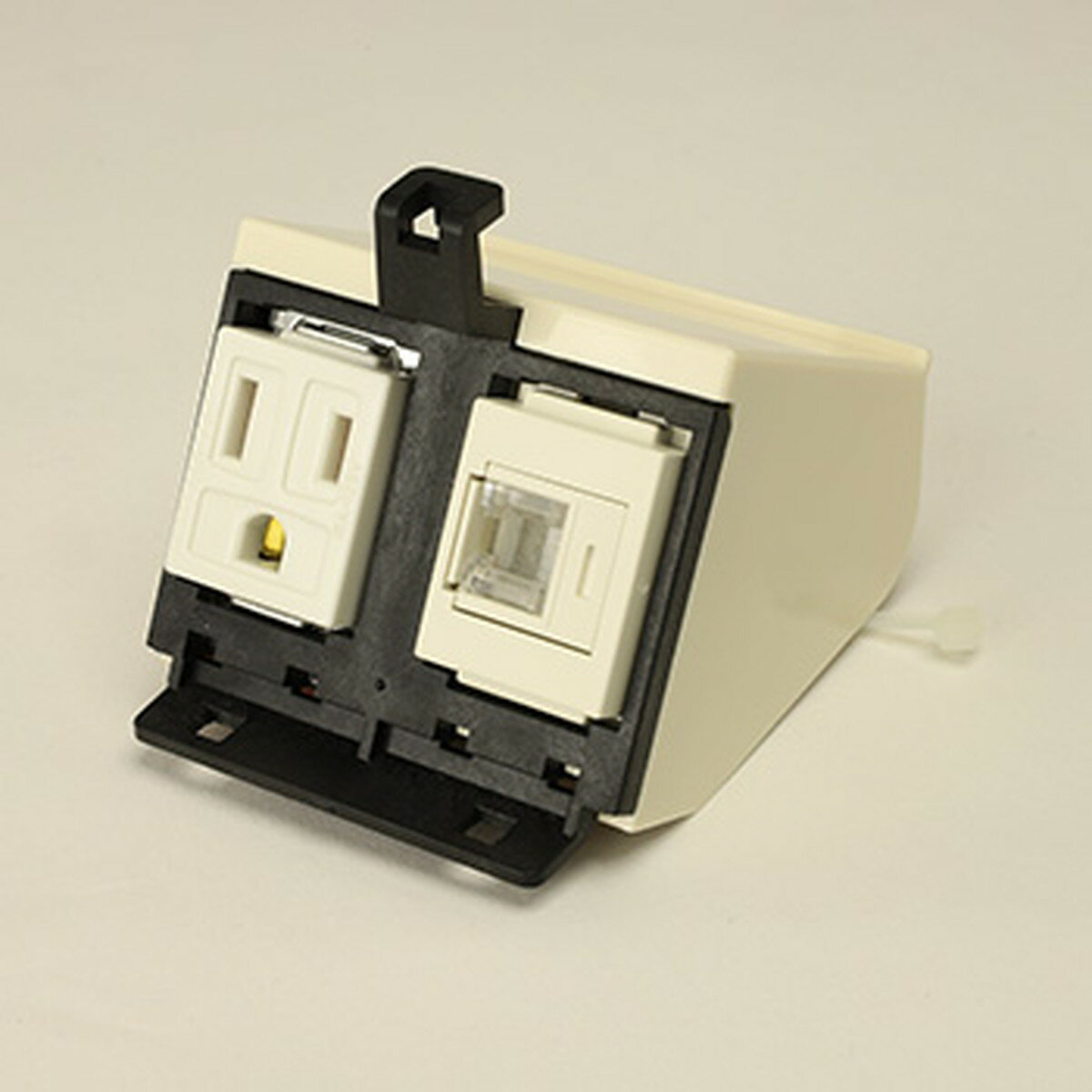 乐天商城 - 【受注品】寺田電機製作所 CEA90012A A側器具ブロック（接地2P 15A 125V×1 / CAT5Eモジュラジャック×1） TERADA