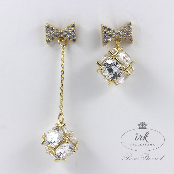 ピアス レディース リボン 揺れる シルバー CZダイヤ(キュービックジルコニア) シルバー925 ブランド フラワー シンプル 定番 ジルコニア 記念日 金属...