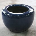 [信楽焼 伝統の火鉢 生子 深みのある青 陶器] 信楽焼の火鉢の歴史は、明治時代からです。 信楽焼きの火鉢の生産は、明治時代に新しく開発された「なまこの釉薬」によりはじまりました。 生子の青は、 深みのある伝統のコバルトブルーです。 表情豊...