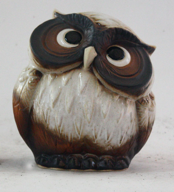 【10%OFF】首かしげふくろう (白) 5号信楽焼 陶器 置物 梟 フクロウ 縁起物 開店祝い 新築祝い 引越し祝い プレゼント 贈り物 ギフト 彩り屋【楽天...