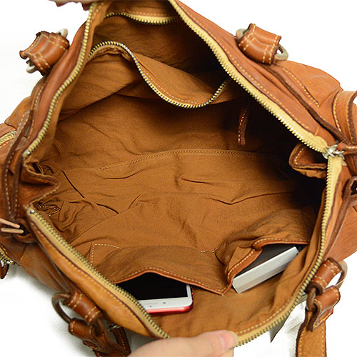 【1年保証】 リリーリアルマインド フォロ 2way ボストンバッグ オイルレザー REALMIND LILY FORO レディース キャメル 110026格安通販　バレンタイン　人気　ランキング