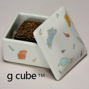 九谷焼 香箱 木箱入 うさぎ 山岸青矢作 g-cube ジーキューブ グリーンビズ アロマテラピー エッセンシャルオイル アロマ お香 香木 香水 香炉 香器 香り 精油 九谷焼 陶箱 小箱 白檀 沈香 ローズ ミント