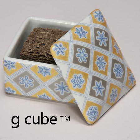 九谷焼 香箱 雪の華(青) g-cube ジーキューブ グリーンビズ アロマテラピー エッセンシャルオイル アロマ お香 香木 香水 香炉 香器 香り 精油 九...