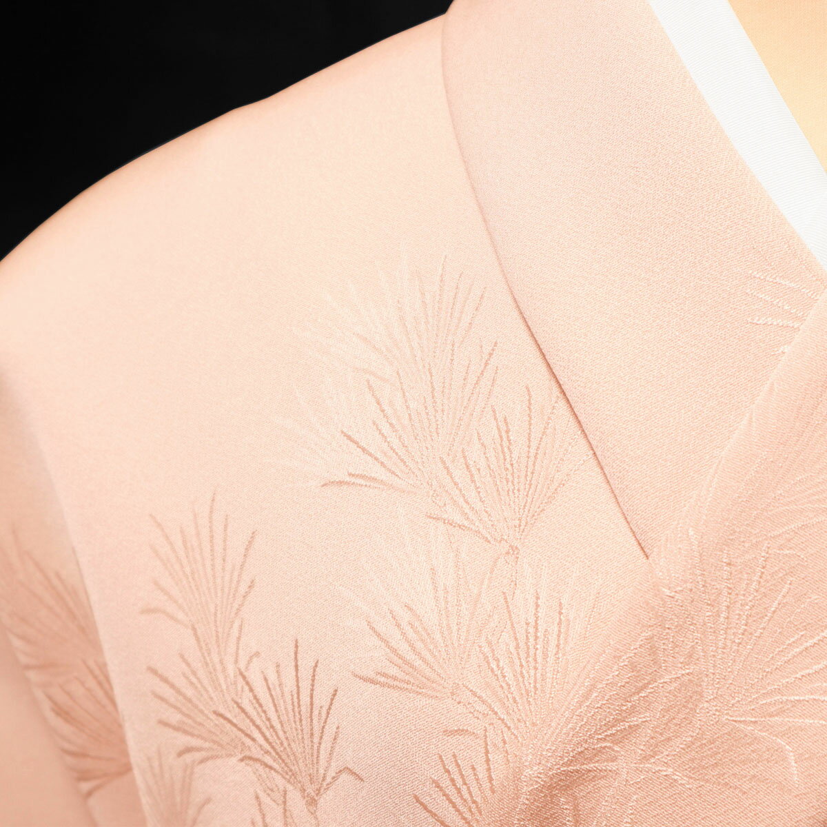 色無地　付下柄　高野槙　紅桜色1【反物1反・胴裏1枚・共色八掛1枚付】【丹後織物求評会農林水産省生産局長賞受賞生地】着物 色無地 正絹 反物 袷 単衣 地紋 茶道 茶席 学校行事 七五三 礼装用 入学式 卒業式 結婚