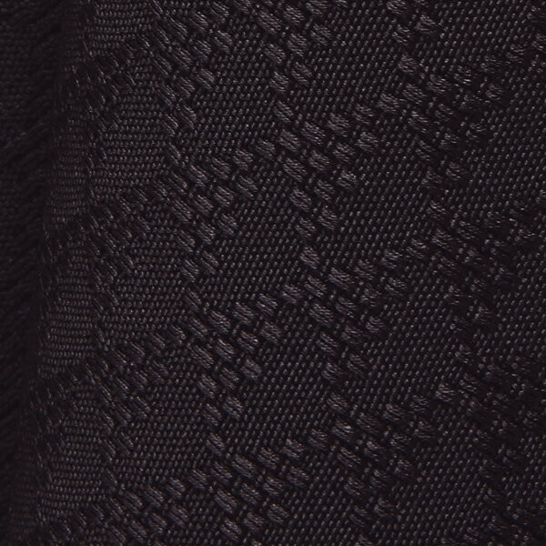 染御召大畦織　黒糸通し　鱗文　消炭色