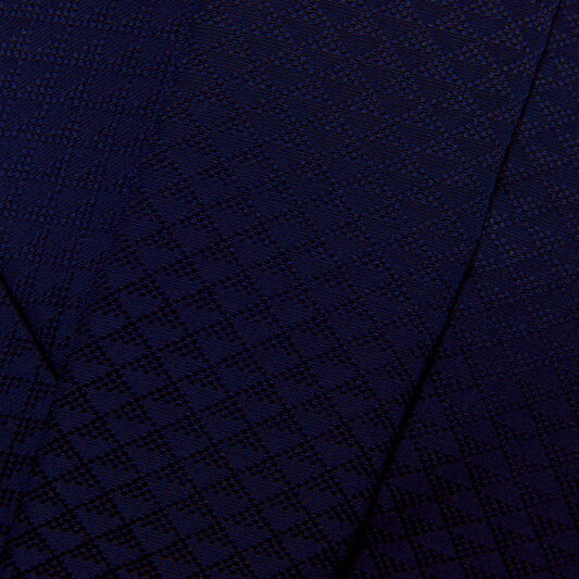 染御召大畦織　黒糸通し　鱗文　濃紺色