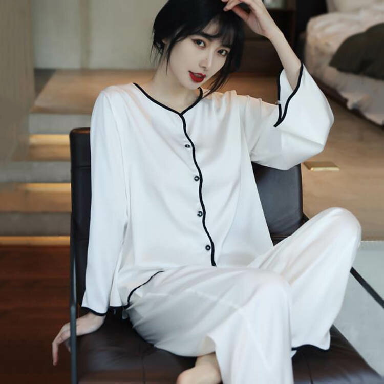 【半額!スーパーSALE】無地レディース 光沢 サテン パジャマ 長袖 前開き ナイトウェア 寝間着 ショー..