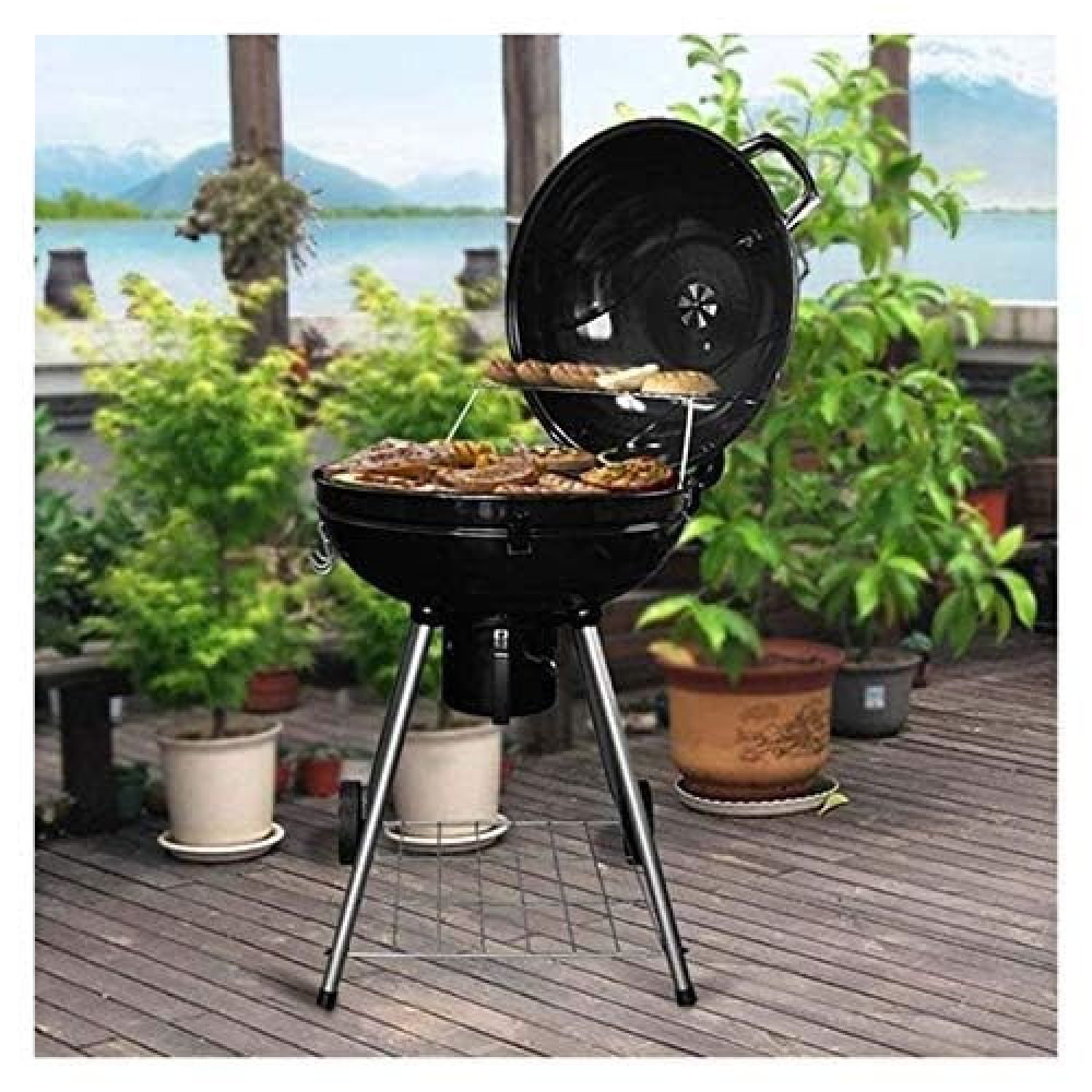 広々とした調理面：ハンバーガーパティ、ホットドッグ、ソーセージ、バーベキュー、肉、魚、野菜など、複数の食材を同時に調理できます。付け合わせやパンを温められる保温ラックも付いています。精密な温度調節：内蔵温度計と調節可能な通気口で、グリル温度を細かく調整できます。空気の流れをカスタマイズできるので、熱の分布と炎のコントロールが向上します。耐久性と保温性に優れた設計：磁器コーティングされたスチール製の蓋とグリルは、高温にも耐えながら熱を保持し、安定した性能を発揮し、香ばしいグリル風味を閉じ込めます。お手入れ簡単：スライド式の灰受けで、グリル後の掃除が素早く簡単に行え、汚れの蓄積を抑え、家族との食事の時間をより長く楽しめます。持ち運びやすく、テールゲートパーティーにも最適：頑丈な2つの車輪で移動も楽々。底部のワイヤーシェルフには、お皿、カトラリー、調理器具など、調理に必要なものを収納できます。