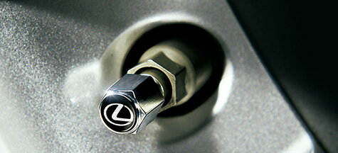 LEXUS【レクサス】純正用品 CT【シーティー】バルブキャップ（ロゴ入り） カー用品 車用品 部品 パーツ アクセサリ オプション