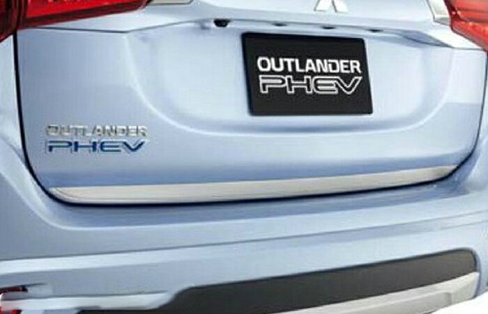 乐天商城 - MITSUBISHI【ミツビシ】純正用品 OUTLANDER【アウトランダー】テールゲートエンドモール カー用品 車用品 部品 パーツ オプション 【宅配便 中サイズ】
