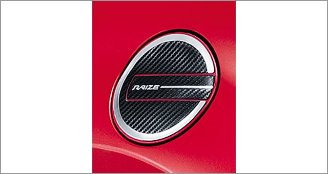 Rakuten - TOYOTA【トヨタ】RAIZE【ライズ】フューエルリッドガーニッシュA200A A210A 純正 用品 部品 パーツ アクセサリ オプション【宅配便 小サイズ】
