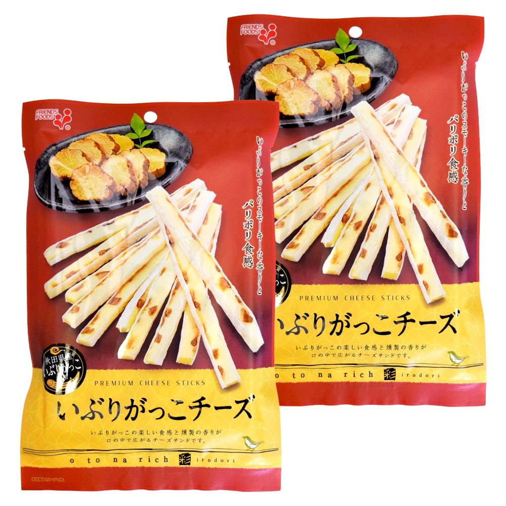 商品名 チーズと魚肉練製品の加工品(いぶりがっこチーズ) 内容量 43g×2個 原材料名 乳等を主要原料とする食品(ナチュラルチーズ、植物油脂、マルトデキストリン、食塩)(国内製造)、魚肉シート(魚肉すり身、でん粉、植物たん白、食塩)、いぶりがっこ(大根、砂糖、食塩、その他)、プロセスチーズ／安定剤(加工でん粉、ローカストビーンガム)、ソルビトール、乳化剤、調味料(アミノ酸等)、くん液、酸味料、セルロース、キトサン、香料、(一部に乳成分・小麦を含む) 賞味期限 出荷日含め約2ヵ月 保存方法 直射日光、高温多湿の場所を避けて保存してください。 販売者 伊勢鳥羽志摩特産横丁 運営　株式会社　オフィスワンツーテン 三重県伊勢市藤里町725−1 配送温度帯 お届け方法 メール便 のし・メッセージカード対応 ： 不可 配送方法・支払い方法について、詳しくはコチラ その他 本品製造工場では卵・えび・かにを含む製品を生産しています。