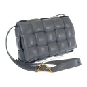ボッテガヴェネタ BOTTEGA VENETA パデッドカセット クラシック 591970VCQR ショルダーバッグ イントレチャート サンダー レディース 美品 ギフト【中古】【Aランク】