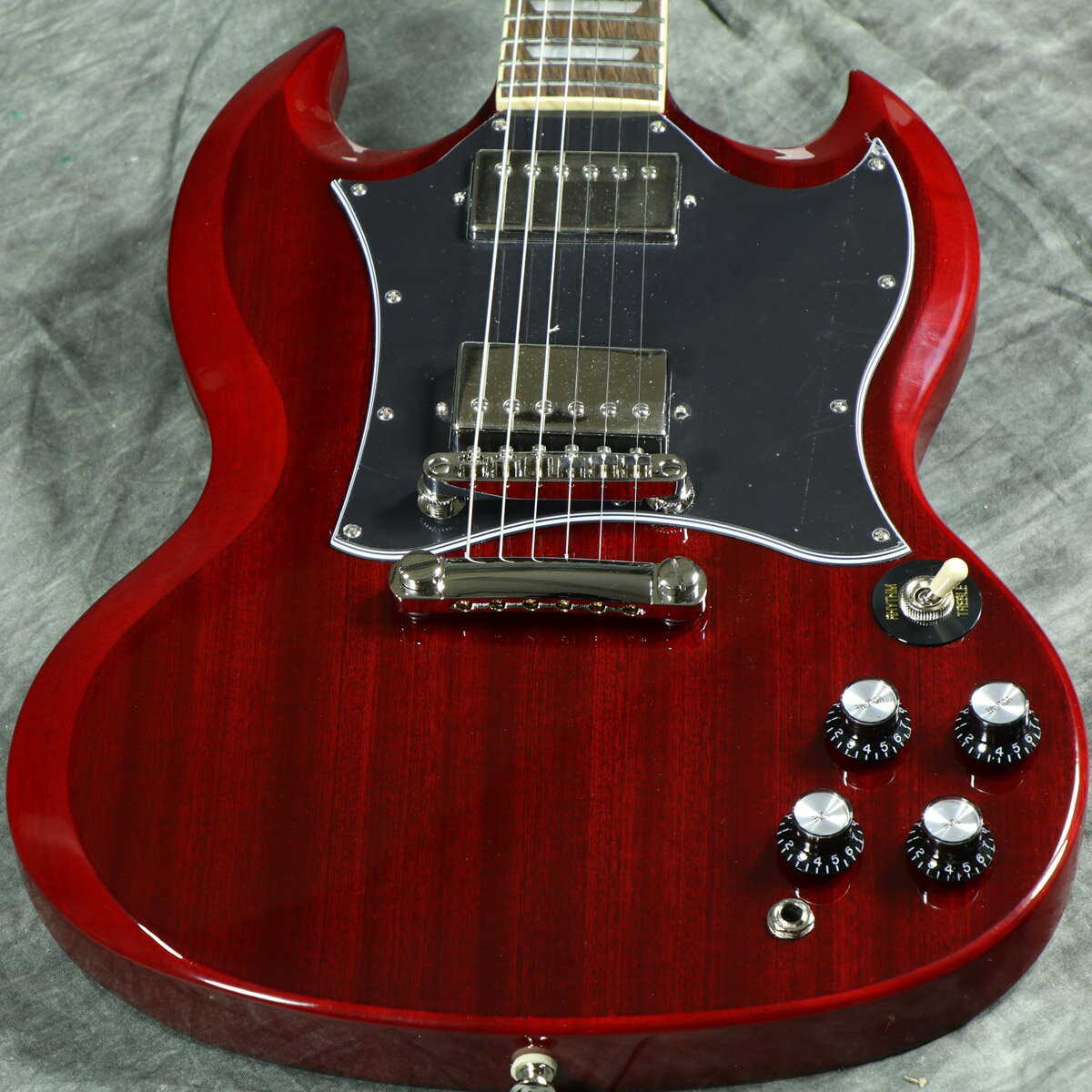 Epiphone / Inspired by Gibson 