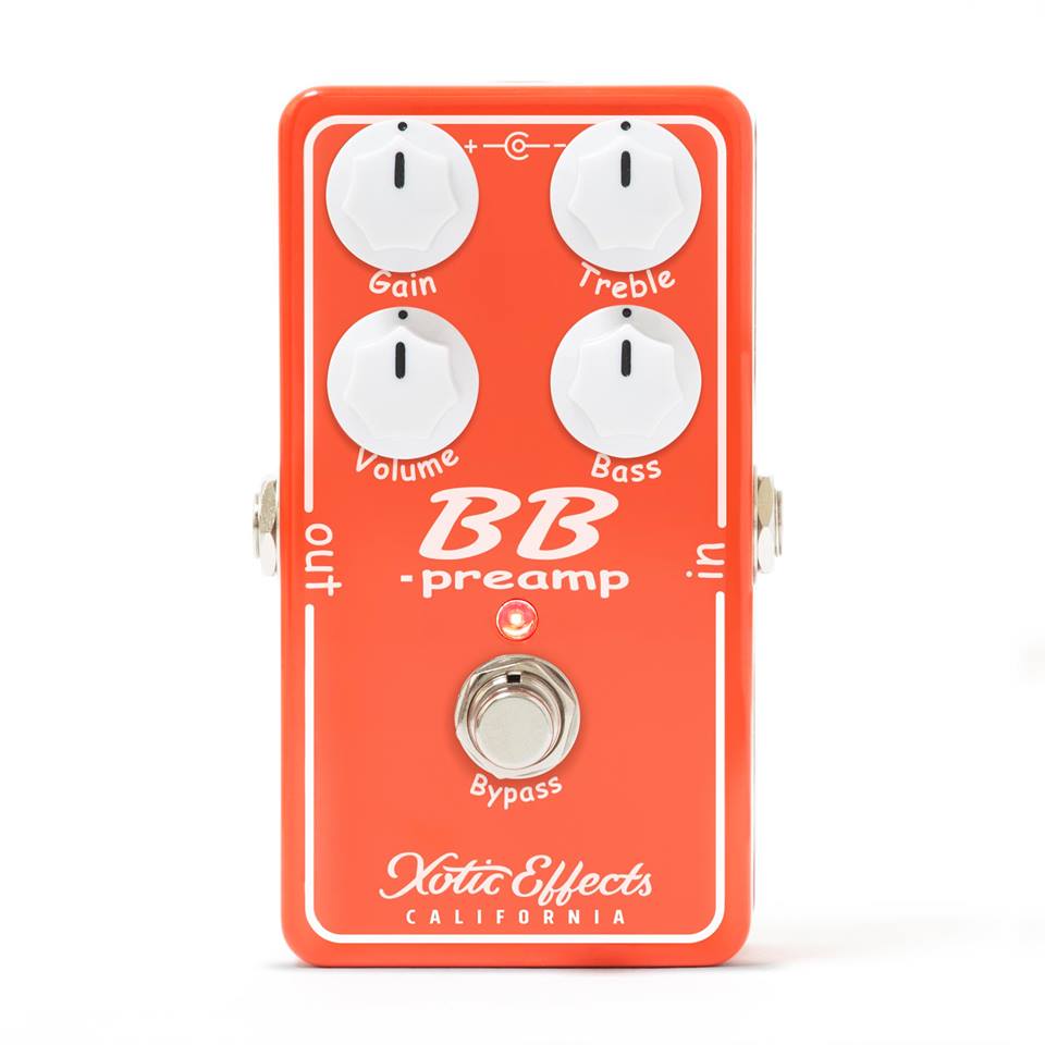 Xotic Effectsのトレードマーク「現場で使える」トーン、ペダルです！ BB Preampはジャンルに問わず幅広いトーンを出すことが出来ます。30dB＋のクリーンブーストから±15dBのアクティブ2バンドEQでワイドレンジなサウンドを作り出すことが出来ます。さらにBBのプリゲインステージを活用することによって純粋なクリーンブーストからスムーズでコンプの掛かった歪みを作り出すことができます。そしてTrue Bypassスイッチでシグナルを妨げる要素を阻止します。 ・素朴なクリーンサウンドからスムーズなオーバードライブまで、AC/RC Boosterがカバーしていない広範囲のサウンドが得られます。 ・30dB+ のクリーンブーストに±15dBの2バンドEQ付きでトレブル、ベースが調整でき、多彩なドライブコントロールが可能 ・OFF時のシグナル干渉を最小限に抑える、トゥルー・バイパス搭載ACアダプターと9Vバッテリー両用設計 【V1.0との変更点】 ●Color（塗装）変更 ●DC Jackの位置が左側面から上面になりました。 Dimensions (W/D/H)：4.39" x 2.38" x 1.98" (112mm X 60mm X 50mm) Weight：0.6 lbs. (280g) Bypass：True Bypass Switching Power Consumption：9VDC/6mA Battery Type：9VDC (006P) x 1 AC Adapter (Optional)：9VDC, Negative Tips (Regulated recommended) Input Impedance：1M ohm (min) Output Impedance：2k ohm ※画像はサンプルです。