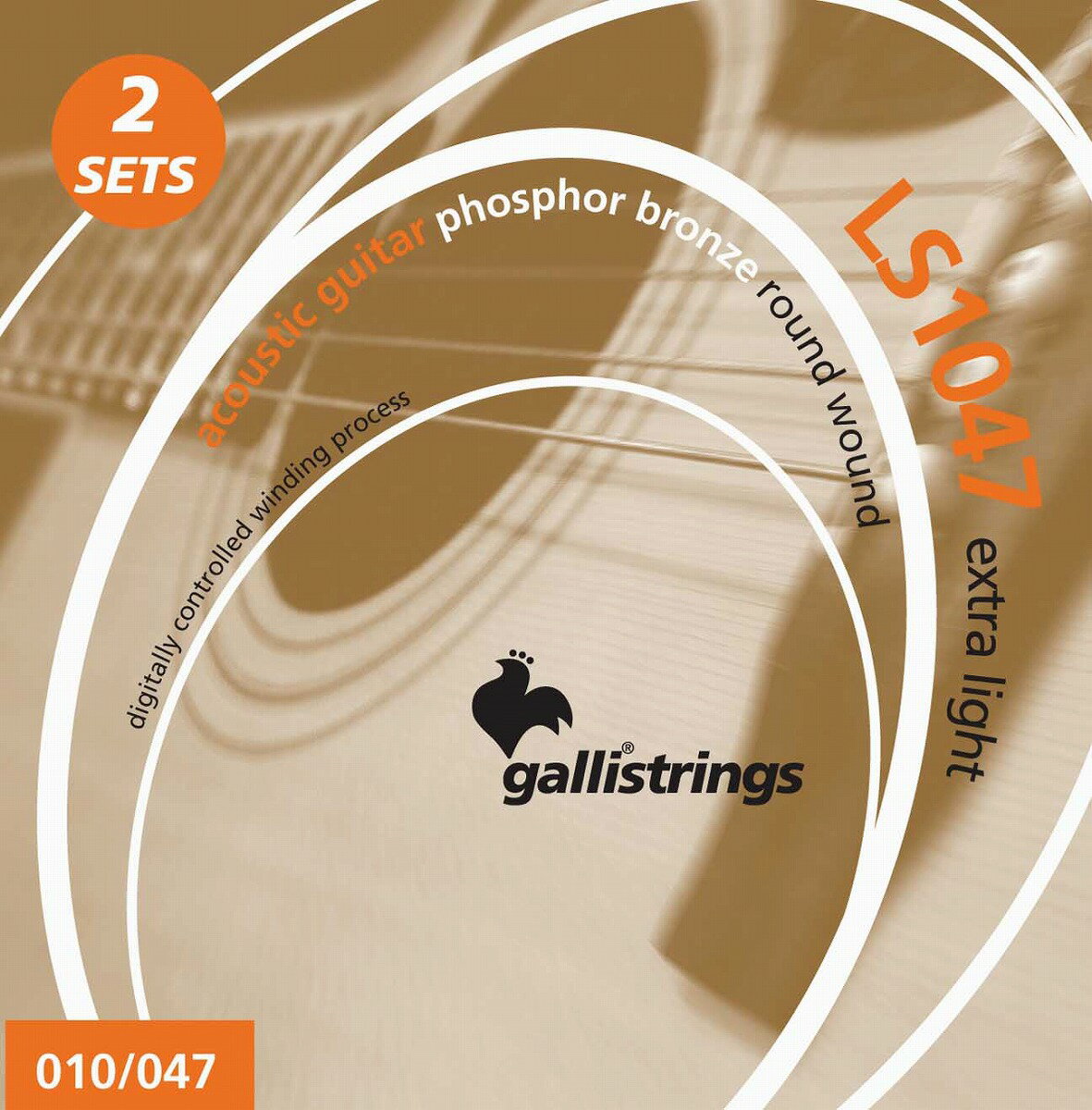 「Galli Strings」定番アコースティック弦の2セットパック! 古い歴史を誇る「Galli Strings」社は創業から現在に至るまで様々な楽器用の弦を開発・販売してきました。その多くはマンドリンやブズーキなども含んだアコースティック楽器です。その技術とノウハウが詰め込まれたアコースティックギター用弦の中でもダントツに人気を誇っているのが「LS（ラッキースター）」シリーズのお得なツインパック仕様です。華やかでキレがあり、サスティーンにも優れた、エレクトリックギター用でも高い評価を得ているスチール仕様のプレーン弦に、銅・すず・りんを独自の配合率で掛け合わせた、エッジの効いたボトムエンドと倍音が合わさり、ダイナミックレスポンスに優れたフォスファーブロンズ仕様の巻き弦とのセットです。コンピュータ制御により仕上げられているのでエラーも非常に少なく、均一で滑らかなフィンガリングをもたらします。エクストラライトゲージはライトスペシャルゲージよりもさらにゲージダウンを行ったセットで、抜群の演奏性を誇ります。サウンドも程良く低音域をカットされ、さらにサスティーンに優れていますので、ソロプレイやエレキギターからの持ち替えの方にもオススメ出来るセットです。「Galli Strings」社の歴史が詰まった「LSシリーズ」はあらゆるアコースティックギターに最適な弦です。〜Gallistrings〜1890年からイタリア・ナポリに拠点を置く、イタリア発老舗ストリングスブランド「Gallistrings（ガリストリングス）」。創業当初は高品位な天然ガット弦の生産を中心としており、現代でも世界中の多くのプレイヤーから愛されています。その生産品質とクラフトマンシップは創業当初から引き継がれており、現在では製造工程をコンピューター制御で行い、高水準な弦を安定した品質で生産するプロダクションラインを実現致しました。天然ガット弦から始まった「Gallistrings」は、今はエレクトリックギター・ベース・アコースティック等から、バンジョー・マンドリン等のブルーグラス系、ブズーキ・ラウドといった伝統楽器など、あらゆる楽器のニーズに応えることが出来る、数少ないストリングスブランドへと成長致しました。様々な弦楽器用弦を100年以上に渡り生産してきたGalli Strings社のコンピュータ制御により生産されるピッチの安定性、タッチ感のよさ、そして安定した品質は歴史とこだわりを間違いなく実感いただけます。 ※画像はサンプルです。複数のモールに掲載されているため、売却に伴う商品情報の削除は迅速を心掛けておりますが必ずしもリアルタイムではございませんので、ご注文後に万一売り切れとなっておりました際は誠に申し訳ございませんがご容赦くださいませ。 ◆主な仕様◆◎PL010 : E-1st Plain Steel .010◎PL014 : B-2nd Plain Steel .014◎PW023 : G-3rd Phosphore Bronze .023◎PW030 : D-4th Phosphore Bronze .030◎PW039 : A-5th Phosphore Bronze .039◎PW047 : E-6th Phosphore Bronze .047 製品仕様 PL010E-1st Plain Steel .010PL014B-2nd Plain Steel .014PW023G-3rd Phosphore Bronze .023PW030D-4th Phosphore Bronze .030PW039A-5th Phosphore Bronze .039PW047E-6th Phosphore Bronze .047