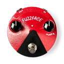 Fuzz Faceの回路を小さな筐体に凝縮！ スタンダードのFuzz Faceの回路を一般的なペダルエフェクター並みに小さいケースに収め、AC/DCアダプターの使用を可能にしたのがFuzz Face Miniシリーズです。 1968-69年代のゲルマニウムトランジスタを使用したFuzz FaceのMINI版。わずかにミスマッチな特性のトランジスタの組み合わせによるウォームなサウンドが特徴です。 電源9V： 006P/9V乾電池または9V AC/DCアダプター。 本体サイズ： 89mm(W) x 89mm(D) x 52mm(H) ※画像はサンプルです。