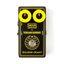 Jack White（ジャック・ホワイト）が主宰するThird Man HardwareとMXR CUSTOM SHOPのコラボレーションペダル MXR Double Downは、2台のMXR Micro Ampを1つのペダルに内蔵したシグナル・スプリッター / ブースター・ペダルです。 ギターからの信号を2つの出力に分けるシグナル・スプリッター機能をもち、各出力は独立したゲインコントロールにより最大+26dBのブーストが可能。 ブースターの心臓部にはMicro Ampの回路をそのまま採用し、クリーンでハリのある伝統のMXRサウンドを完全継承。ジャック・ホワイトのように2台のアンプを駆使して積極的に音作りをするギタリスト必携のペダルです。 本体左横のフェイズスイッチでOUT2の位相を反転させることができ、2台のアンプの使用時に逆相になることを防ぎます。 本体右横のスイッチでバッファード・バイパス、トゥルー・バイパスを切替可能。 ※画像はサンプルです。