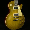 PSLオーダーの1959Les Paul Reissue！店頭展示処分！OUTLET特価！日本ディーラー限定 材選定を行ったPSL（Pre Sold Limited）オーダーの1959 Les Paul Standard Reissue！きめ細かなフレイムが非常に目を惹くトップ、そしてカラーリングは通常ラインナップにない『Green Lemon Fade』としており、さりげないプレミアム感を演出。レギュラーカラーの『Lemon Burst』の外周部分に緑掛かった感じでクールで人気のカラーリングです。ボディバックのマホガニーのカラーリングも赤みを抑えており、トップのフェイド感と整合性を持たせ好印象。ネックシェイプは、レスポールの中でも最も愛されている59年特有の、細すぎず、太すぎない人気のAuthentic '59 Medium C-Shapeにロールドバインディングを合わせ、手馴染みの良いグリップ感を再現しております。PUは名器『Custom Bucker Alnico III』を搭載。タイトな低域にスムースな高域でリフプレイでも、もたつきを感じさせない即応性で意外とハードドライヴィンなサウンドでもイケており、2013年以降のヒスコレの高評価を決定付けた一つの要素を持つベストなチョイスともいえます。エイジングされていない、ピュアな59LPをお探しの方も多かったのではないでしょうか?仕上げもVOSとしており、マーフィーラボによるエイジングはされておらずその結果価格に反映され、我々プレイヤーの手に届きやすくなっている点は見逃せません!是非とも実物を見て触ってその素晴らしさを体感頂きたいオススメの一本です!■S/N:933182■Weights:4.10kg■付属品:認定証、ユーザー登録証、純正ハードケース 製品仕様 Body Top 2-Piece Figured Maple, Hide Glue FitBody Back MahoganyNeck MahoganyNeck Profile Authentic 59 Medium C-ShapeFingerboard Dark Indian Rosewood, Hide Glue FitNut NylonBridge No-Wire ABR-1Tailpiece Light Weight Aluminum Stop TailpieceTuning Keys Kluson Single Line, Single RingRhythm Pickup Custombucker &#40;Unpotted&#41;Lead Pickup Custombucker &#40;Unpotted&#41;Controls CTS 500K Audio Taper Potentiometers, Paper-in-Oil Capacitors　