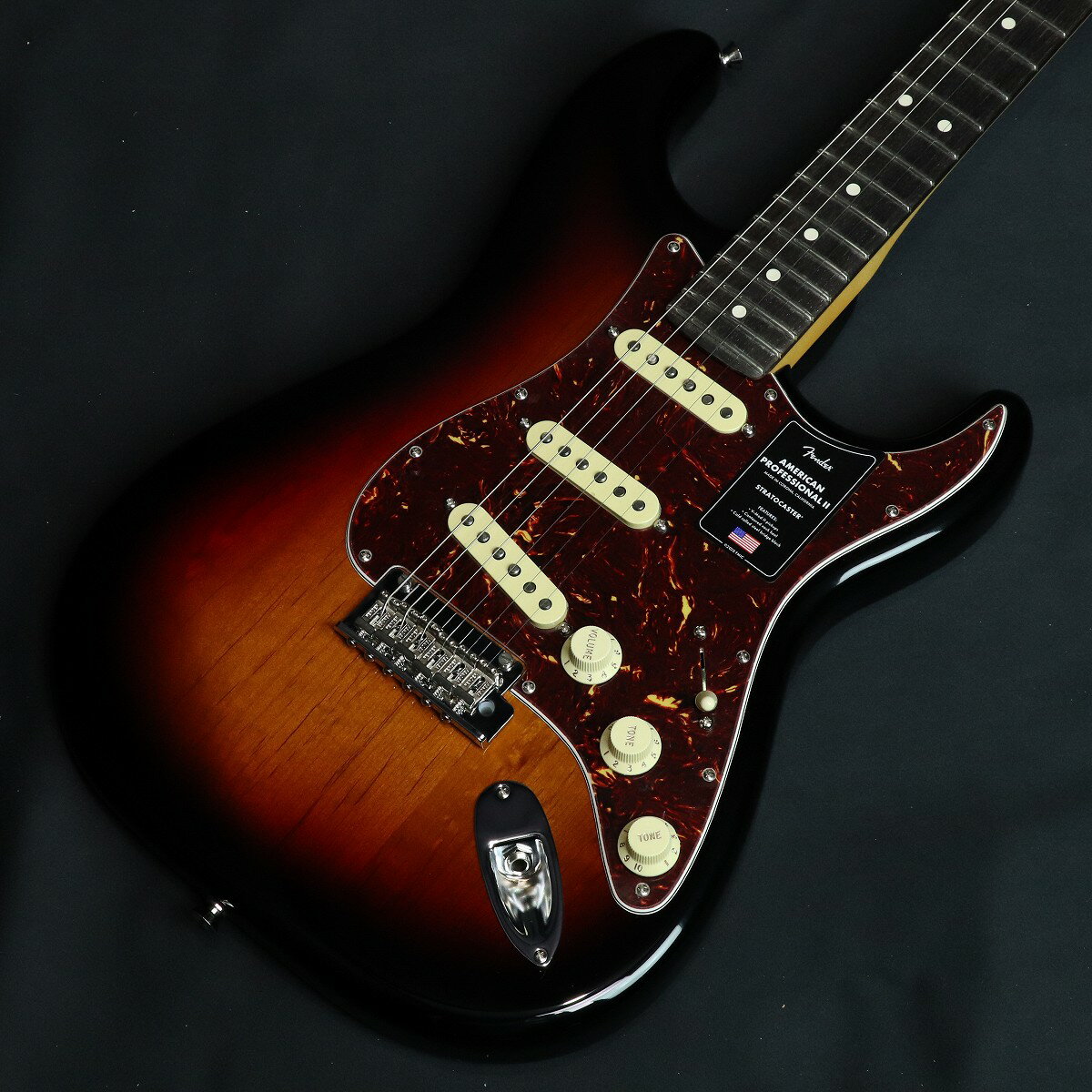 Fender USA / American Professional II Stratocaster Rosewood Fingerboard 3-Color Sunburst yS/N:US23046311zylXzyYRKz