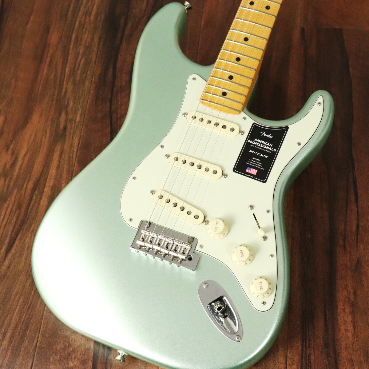 Fender / American Professional II Stratocaster Maple Fingerboard Mystic Surf Green 【S/N US22093285】【店頭展示特価！】【梅田店】