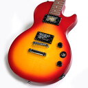 お手頃価格のエピフォン レス・ポール・スペシャル2！ 限定生産となるLes Paul Special-II Plus Top。シンプルなコントロールレイアウトで初心者の方にもオススメの1本です。 フレイム・メイプル・トップ、オクメ・ボディ、ボルトオン・オクメ・ネック。 ピックアップは高出力マグネットを採用した650R（ネック）と700T（ブリッジ）をマウント。ハムバッカーPUならではのパワフルなトーンを演出します。 スリムに仕上げられたネックシェイプ、薄めのボディシェイプ、シンプルかつ分かりやすいコントロールレイアウトもビギナーの方にとって嬉しいポイントでしょう。 ※画像はサンプルです。杢目は1本1本異なります。また、仕様は予告なく変更される場合がございますので予めご了承くださいませ。 ■付属品：ソフトケース、epiphoneユーザー登録カード ※ご購入後、同梱されるユーザー登録カードに必要事項をご記入の上、15日以内にギブソン・ジャパンへご郵送ください。ユーザー登録したご本人様に限り、メーカー規定の故障に対して無期限での保証が提供されます。 製品仕様 Body Shape Les PaulBody Top Flamed Maple VeneerBody Material OkoumeBody Finish GlossProfile SlimTaper CScale Length 628.65 mm / 24.75 inFingerboard Material LaurelFingerboard Radius 304.8 mm / 12 inFret Count 22Nut Material PVCNut Width 43.0 mm / 1.692 inInlays DotJoint Bolt-OnBridge Epiphone LockTone Tune-O-MaticTailpiece Epiphone LockTone Stop BarTuning Machines Premium Die Cast 14:1 RatioNeck Pickup Epiphone 650R HumbuckerBridge Pickup Epiphone 700T HumbuckerControls Master Volume, Master TonePickup Selector 3-way Epiphone Toggle