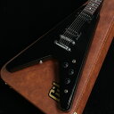 ギブソン2023 NEWモデル！80s Tributeピックアップ搭載！ Gibson Flying Vは、現代のギタリストにとって非常に象徴的なデザインです。 1958年に初めて登場し、その後数十年の間に、特にハードロックやメタルのギタリストの間で人気が高まりました。特に1980年代はこのモデルが本格的にヒットした時期です。 Gibson 80s Flying Vは、高い人気を誇る1984年のモデルをベースにしています。テクニカルなプレイに適したスリムテーパー・マホガニーネックにローズウッド指板を採用しています。 象徴的な形状のマホガニー・ボディに、当時のモデル特有のファットなトーンと豊かなサスティーンを忠実に再現した新しい80s Tributeピックアップを搭載しています。 ○80's Tribute Pickup セラミック・マグネットよりも暖かみのあるトーンで、アルニコII、III、IVマグネットよりもタッチ感度が高く、出力と音質特性のバランスの良さからアルニコVマグネットを採用しています。 このピックアップは 80年代のハードロック・サウンドを再現するために開発されたピックアップです。 ブリッジ・ピックアップは、ハイゲインで演奏する際に高い出力とタイトなレスポンスを提供し、ネック・ピックアップはハイゲインで演奏する際にクリアでタイトなボイスを提供します。 ■付属品：ハードケース、Gibsonユーザー登録カード ※ご購入後、同梱されるユーザー登録カードに必要事項をご記入の上、15日以内にギブソン・ジャパンへご郵送ください。ユーザー登録したご本人様に限り、メーカー規定の故障に対して無期限での保証が提供されます。 主な仕様 Body Material | Mahogany Top | N/A Weight Relief | N/A Binding | N/A Neck | Mahogany Neck Profile | SlimTaper Nut width | 43.053mm Fingerboard | Indian Rosewood Scale length | 628.65mm Number of frets | 22 Nut | Graph Tech Inlay | Acrylic Dot Bridge | Aluminum Nashville Tune-0-Matic Tailpiece | Aluminum Stop Bar Tuners | Grover Rotomatic with Contemporary Buttons Plating | Chrome Neck pickup | 80s Tribute Bridge pickup | 80s Tribute Controls | 2 Volume, Master Tone; Hand-wired with Orange Drop Capacitors JAN 4580568432216 個体情報 シリアルナンバー　217230268 重量　3.05kg 製品仕様 Body Material MahoganyTop N/AWeight Relief N/ABinding N/ANeck MahoganyNeck Profile SlimTaperNut width 43.053mmFingerboard Indian RosewoodScale length 628.65mmNumber of frets 22Nut Graph TechInlay Acrylic DotBridge Aluminum Nashville Tune-0-MaticTailpiece Aluminum Stop BarTuners Grover Rotomatic with Contemporary ButtonsPlating ChromeNeck pickup 80s TributeBridge pickup 80s TributeControls 2 Volume, Master Tone; Hand-wired with Orange Drop Capacitors