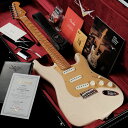 高い演奏性能をもたせたアメリカン・カスタム・ストラトキャスター！ American Custom Collection American Custom Stratocaster NOS Honey Blondeが入荷！ 古き良き時代と現代のフェンダーを融合させ、優れたプレイヤビリティを持たせたアメリカン・カスタム・ストラトキャスター。 コレクション・ラインアップの中でも、モダンテイストの仕様を盛り込んだシリーズで、第一線で活躍するプレイヤーにおすすめしたいモデルです。 「Nitrocellulose Lacquer(ニトロセルロースラッカー)」塗装、「NOS New-Old-Stock」フィニッシュの「2-Piece Select Ash(セレクト・アッシュ)」ボディと、 深く、太い杢目が美しい極上の「3A Flame Roasted Maple(ローステッド・フレイム・メイプル)」ネック。 ネックシェイプは適度に角張った「10/56"V"」で、指板Rはやや平らに近い「9.5"Radius」。フレットサイズは「Narrow Tall」の22フレット仕様とヴィンテージスタイルのネックにモダンスペックを取り入れ演奏性の向上を図っています。 ピックアップにはカスタムショップ製ハンドワウンドの「Hand-wound Fat60s Strat Single coil」を搭載。センターは「RWRP」仕様です。 その他、安定性に優れたロッキングチューナーや、ネックジョイント部のコンター加工、ネックエッジのロールド加工など、多くのプレイヤーが求めるスペックを盛り込んでおります。 落ち着いた色味のハニーブロンドフィニッシュはアッシュ材が薄っすら透けており、ゴールドアノダイズドピックガードとの相性も抜群！高級感のある大人の雰囲気を醸し出しています。 飴色に焼けたローストネックも相まって、豪華な一本に仕上がっています。 ※誠に恐れ入りますが、こちらの商品は、イシバシ楽器内の他店舗・移動でのご案内は全て御遠慮させていただきます。お問い合わせはイシバシ楽器渋谷店にお願い申し上げます。 イシバシ楽器渋谷店はFender社から認定されているFender Custom Shopの取扱い最高ランクディーラー「SHOW CASE DEALER(ショーケースディーラー)」です。さらに、フェンダーミュージック株式会社のカスタムショップ担当より、スペシャリストの認定と信頼を得たスタッフが在籍。 マスタービルトシリーズやカスタムビルトシリーズ、アーティストシリーズを数多く取扱います。特に他ディーラーを圧倒する当店オーダーの「世界で1本だけのオリジナル」のカスタムモデルは、ヴィンテージスタイルとはまた違った新たなフェンダーギターの可能性を生み出しております。フェンダーカスタムショップ製ギター、ベースをお探しのお客様は、どうぞご利用くださいませ。 ■付属品：認定証、ハードケース、トレモロアーム、正規保証2年 ■シリアルナンバー：XN16251 ■重量：3.41kg ■JAN：0717669711283 ※複数のモールに掲載されているため、売却に伴う商品情報の削除は迅速を心掛けておりますが 必ずしもリアルタイムではございませんので、ご注文後に万一売り切れとなっておりました際は誠に申し訳ございませんがご容赦くださいませ。 製品仕様 Finish Nitrocellulose Lacquer NOSBody 2-Piece Select AshNeck 3A Flame Roasted MapleNeck Shape 10/56"V"Radius 9.5 RadiusNumber of Frets 22, 6105 Narrow TallPickups Hand-wound Fat60s Strat Single coilBridge Custom Shop Vintage Synchronized TremoloTuning Keys Modern LockingNut Bone