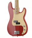 Fender / Vintera 50s Precision Bass Dakota Red 中古入荷しました！ 2019年メキシコ製。 アルダーボディにメイプルネックの仕様。 “Vintage C”シェイプメイプルネック、7.25インチラジアス、ヴィンテージスタイルフレットなど50sスタイルに仕上げています。 アノダイズド・アルミニウムピックガード、クロムハードウェア、4点留めネックプレートを採用。 ピックアップにはVintage-Style 50s Split Single-Coil Precision Bassを搭載しています。 細かい擦り傷や打痕、金属パーツのくすみなどはございますがまだまだお使いいただける一本です。 入荷後クリーニング、全体調整で演奏上の問題無くお使い頂けます。 ■トラスロッド：ロッド左右60度まで確認済みにて問題なし ■ネックコンディション：問題なし ■フレット：充分なフレット高さあり ■ケース：ソフトケース ■シリアルナンバー：MX19017947 ■重量：3.87kg ■保証：12ヵ月 ■商品ランク:B+:多少傷はあるが通常使用する用途において問題なし