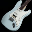 ソリッドカラーのJE-Line Classic S Series！！カスタムカラーを配したフルサイズボディシェイプを採用した Classic S Model、現代ミュージックシーンに融け込むヴィンテージフィール。Suhr Guitars によって 2021 年秋より Japan Exclusive として日本国内のみ販売されるモデルシリーズ JE-Line。2022 年、STD Ash、STD Alder のラインナップに続き、今後も様々なモデルを展開予定の JE-Line から、Classic S Model が限定仕様でラインナップに追加されました。＜JE-Line Classic S A-B＞ピックアップには現代の音楽にフィットするよう、ハイパワーで SSH レイアウトに相性抜群な V63+ と、音の分離感を維持しつつウォームなトーンを奏でる Asatobucker を採用。ボディ材には定番の Alder、指板材には Rosewood を採用。Full-sized Alder Body と組み合わさるにより、粘りとパンチと共にラウドでしっかりと腰のあるトーンを実現します。多彩なトーンバリエーションと全 12 色カラーラインナップにより、プレイヤーの個性を余すことなく引き出すことができます。＜BODY FINISH＞CLASSIC PRO をはじめとする Suhr ギターには、Thin Skin（極薄）ポリ塗装が施されています。塗装の塗膜厚を可能な限り薄くすることで、鳴りとサステインに優れたギターが完成します。Suhr Guitars の塗装は全ての工程が Suhr の自社工場内で行われ、木材の保護、見た目の美しさ、そして最上級のサウンドという、これまで困難であった組合せを実現しています（一部のモデルを除く）。※誠に恐れ入りますが商品の特性上、石橋楽器内の他店舗・移動でのご案内は全て御遠慮させていただきます。 お問い合わせは石橋楽器渋谷店にお願い申し上げます。■S/N:78127■重量:3.61kg■JANコード:4571220088230■付属品:ギグケース、アーム、メーカー保証書 製品仕様 Body ShapeClassic SBody Wood2-Piece AlderNeck WoodMapleFingerboard WoodIndian RosewoodNeck Back Shape60’s C Vintage Standard（.810 ? .930）Fingerboard Radius9″-12″ RadiusFrets22 Frets Stainless Steel, MediumNutTusqBridge PickupAsatobucker &#40;Reverse Zebra / Bridge 53mm&#41;Middle PickupV63+ &#40;Neck&#41;Neck PickupV63+ &#40;Neck&#41;ElectronicsVolume, Tone, Tone, 5-Way Blade, SSC IIPickguard3-Ply Parchment