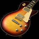 濃い目のサンバーストと薄めのネックが特徴のモデル!全世界待望の60s Les Paul Standardがパワーアップして登場！Gibson 60s Les Paul Standard 、メイプルトップにウエイトリリーフを廃したマホガニーボディ、60年代の薄めのネックを採用した往年のレスポールスタンダードを求めるプレイヤーに最適な一本です。ピックアップにはアルニコVマグネットを使用したBurstbucker 61R(Neck)/Burstbucker 61T(Bridge)を搭載し、左手の細かなニュアンスやピッキングの強弱、繊細なボリュームコントロールといった演奏表現を余さず出力します。近年のギブソンに見られる基盤でなく、ハンドワイヤードの電装にはオレンジドロップキャパシターを搭載！グローバーペグ、ワイヤーなしのABRブリッジにアルミニウム製ブリッジ・テイルピースなど、ヴィンテージを意識した拘りが満載でございます。使い込むほどに手に馴染み、より一層オールド感が引き立つ至極の一本となるでしょう！■付属品：ハードケース、ギブソンユーザー登録書■シリアルナンバー:204740268■重量：4.15kg 製品仕様 Neck MaterialMahoganyNeck ProfileSlim TaperScale Length24.75"Fingerboard MaterialRosewoodFingerboard Radius12"Number Of Frets22FretsMedium JumboNut MaterialGraph TechNut Width1.695"End of Board Width2.26"InlaysAcrylic TrapezoidsBodyMaterial MahoganyBody TopAA Figured MapleWeightReliefNoneFinishGloss Nitrocellulose LacquerHardware FinishNickelBridgeABRTuning MachinesGrover Rotomatics w/ Kidney ButtonsPickguardCreamControl KnobsGold Top Hats with Silver Reflector & PointersSwitch TipAmberSwitchwasherCreamJack Plate CoverCreamNeck PickupBurstbucker 61RBridge PickupBurstbucker 61TControls2 Volumes, 2 Tones & Toggle Switch &#40;Hand-wired with Orange Drop Capacitors&#41;Strings.010, .013, .017, .026, .036, .046CaseHard Shell Case