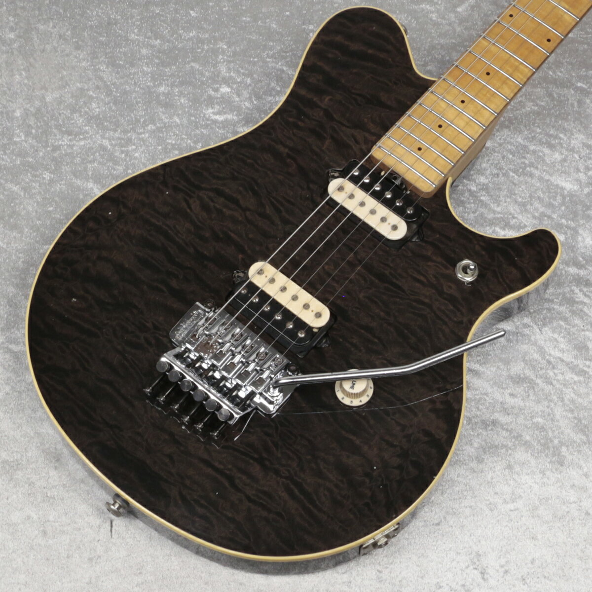 【中古】MUSIC MAN / Axis EX Trans Black【新宿店】