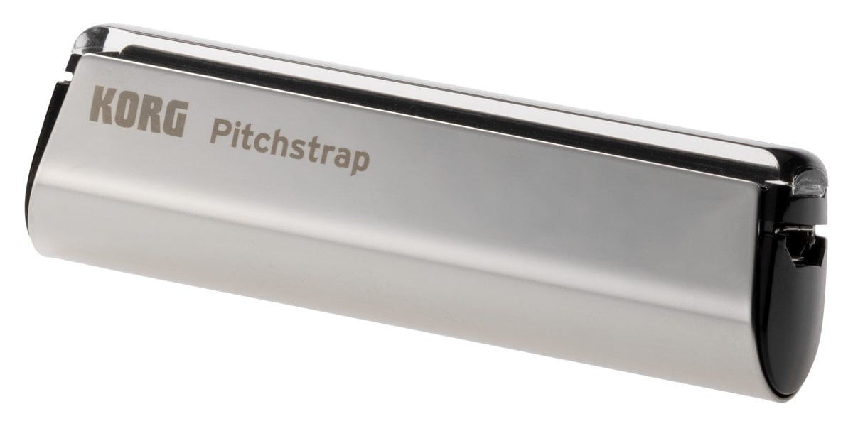 世界初のストラップ装着チューナー 「世界初のストラップ装着チューナー」高彩度かつ多彩な表示と豊富な機能をそのままに、洗練されたデザインと高級感のある3色展開は楽器の存在感を損なわず、スタイリングのアクセントにも。 PST-1は世界初！ストラップからギター、ベースのピッチを感知するチューナーです。 洗練されたデザインとステンレススティールによる外装はストラップや楽器と自然に馴染みながらエレガントさを演出し、視認性の良いディスプレイ部はプレイヤーに心地よさをもたらします。 ギターやベース本体に直接触れず、楽器を美しく支えるチューナーです。 ◯ストラップに装着する全く新しいチューナー ◯ストラップに伝わるギター、ベースの弦振動を正確に検出 ◯スリムな形状とステンレス製の高級感〜3色展開 ◯高精度なストロボ・モード、ギター＆ベース・ナビゲーションモードを含む、多彩な表示モード ◯着けやすく、動きのある演奏にも対応 ◯様々な音楽のシチュエーションに対応するキャリブレーション機能 ◯USB充電方式 ■ストラップに装着する全く新しいチューナー ストラップに装着する世界初のチューナー。高い性能に加え、スリムな形状に高級感のある仕上げを施しました。 ■ストラップに伝わる弦振動を正確に検出 感度を高める技術によりストラップの微弱な振動から正確なチューニングを可能にしました。 ■スリムな形状とステンレス製の高級感〜3色展開 ステンレススティールが美しい外観はゴールド、ブラック、シルバーの3色のバリエーション。ステージで輝く楽器と馴染みつつも存在感を放ち、積極的に身につけたくなるチューナーです。 ■高精度なストロボモード、ギター＆ベースナビゲーションモードを含む、多彩な表示モード オーソドックスな「レギュラー・モード」、メーターが流れる方向と速度でピッチの変化を示し、細かな誤差まで視認しやすく±0.1セントまで追い込める超高精度チューニングが可能な「ストロボ・モード」に加え、低音弦から始めてピッチが合うと次の弦のチューニングに自然と移行して行く、ナビゲーションモードをギター用とベース用二つ搭載。 ■着けやすく、動きのある演奏にも対応 ポケットから出してストラップに素早く装着。取り付け位置がプレイヤーの身体の中心に近いため、チューナーを付けたままでも振り回されることがなく動きのある演奏が可能です。 ■USB充電方式 使い捨て電池不要のUSB充電対応。わずか1時間の充電で最大8時間連続使用可能。充電用USBケーブル付属。 ●主な仕様 ●?律? 12平均律（クロマチック） ●測定範囲（サイン波）?A0（27.50Hz）〜C8（4186.0Hz） ●測定精度?±0.1セント（ストロボ?モード） ●基準ピッチ範囲?A4=436〜445 Hz（1 Hz単位） ●内蔵電池?リチウム?イオン電池 ●充電時間?約1時間 ●連続使?時間?約8時間（フル充電時の?安） ●外形?法（W × D × H）? 68×20×20mm ●質量? 26g ●付属品?ご購?のお客様へ、USBケーブル（USB Type-A/ Micro USB Type-B）、安全上のご注意 *充電池は消耗品のため、充放電を繰り返すと使?できる時間が徐々に短くなります。 *仕様および外観は、改良のため予告なく変更する場合があります。 ※画像はサンプルです。