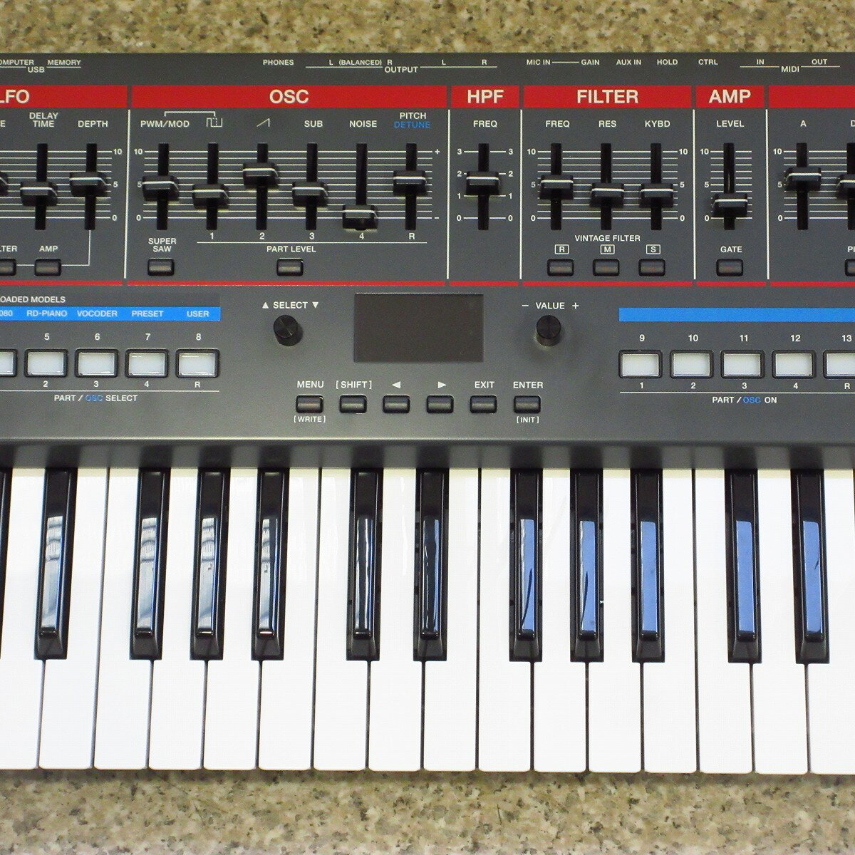 ROLAND JUNO-X